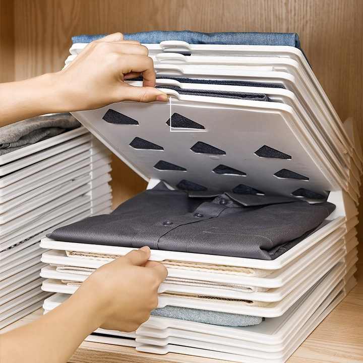 Detachable Stackable Tshirt/Shirt organiser